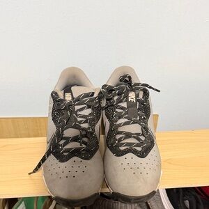 Nike boys gray baseball cleats still